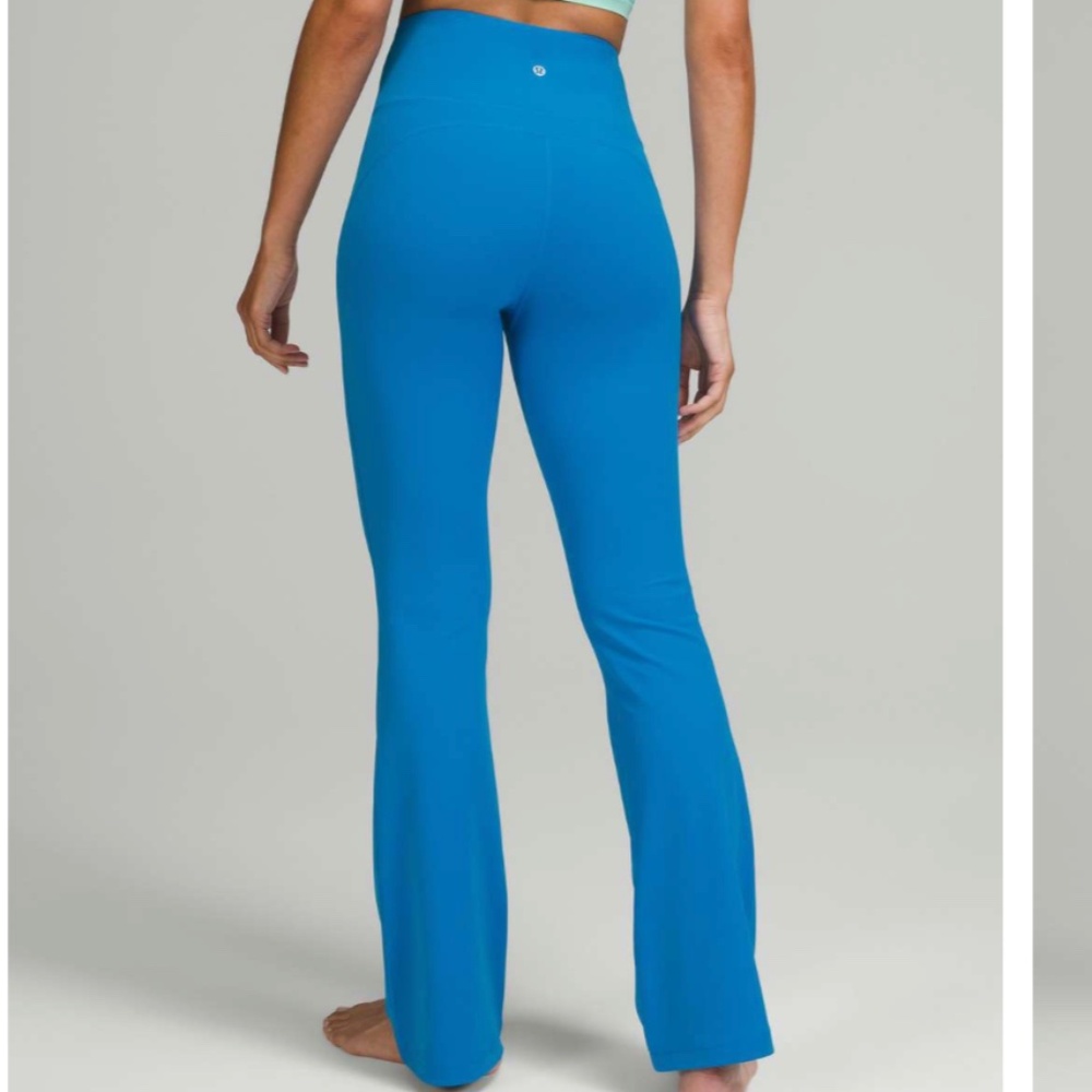 NWT Lululemon Groove Super-High-Rise Flared Pant *Nulu Poolside Size 4 PERFECT